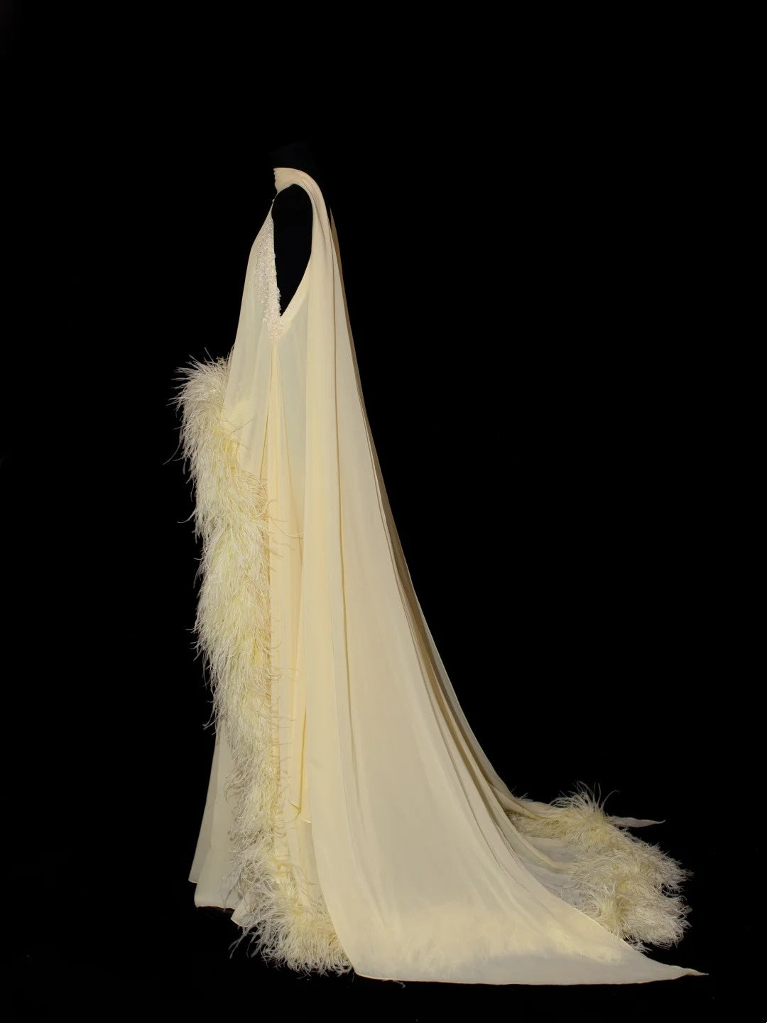 Chic A line Scoop Neck Yellow Chiffon With Feathers Long Party Dresses Prom Dresses Impress Wedding Guest Dress N913