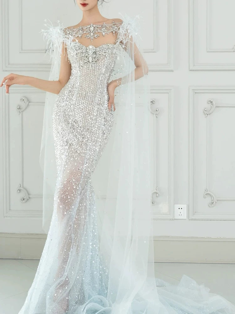 Luxuriöses Meerjungfrauen-Abendkleid mit Pailletten, Cape, langes Partykleid, Outfit für den 19. Geburtstag AB2326