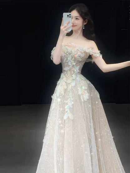 Robe de bal longue champagne à sequins, coupe trapèze, épaules dénudées et manches courtes - Idéale pour les soirées dansantes - AB2202