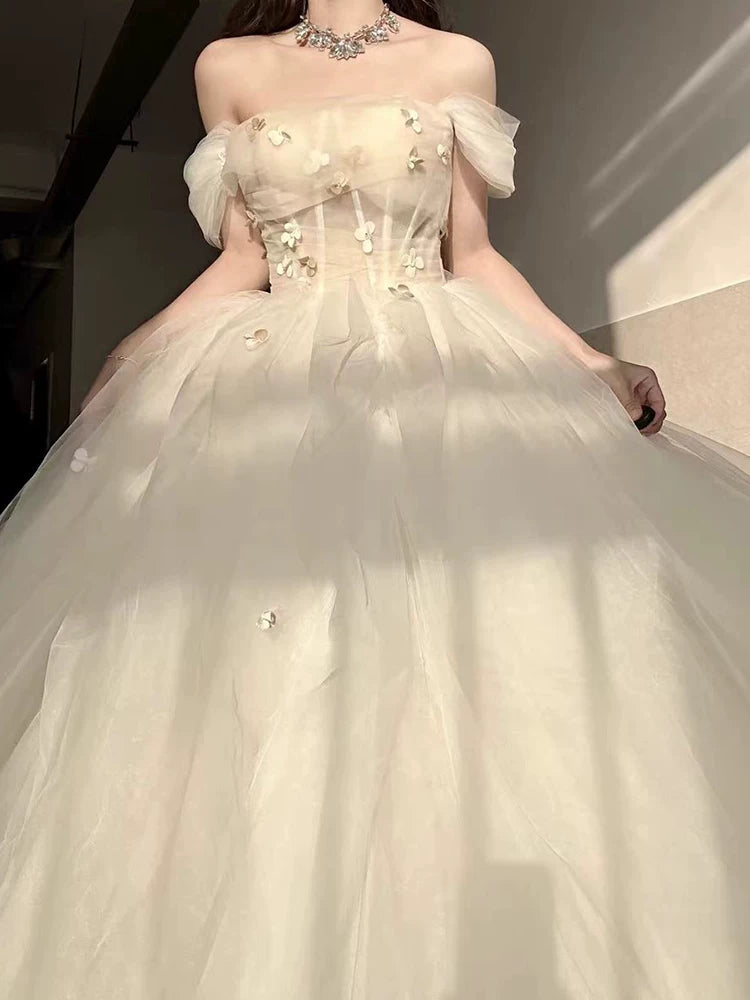 Robe de bal princesse épaules dénudées en tulle champagne, inspiration robes de soirée longues, tenues pour un 20e anniversaire AB2237
