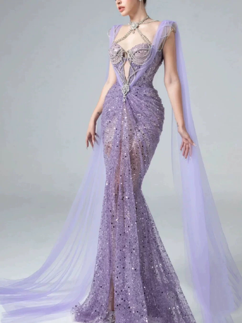 Glitzerndes Meerjungfrauen-Abendkleid, Neckholder, lila Pailletten, langes Ballkleid, Partykleid, Outfit zum 21. Geburtstag AB2317