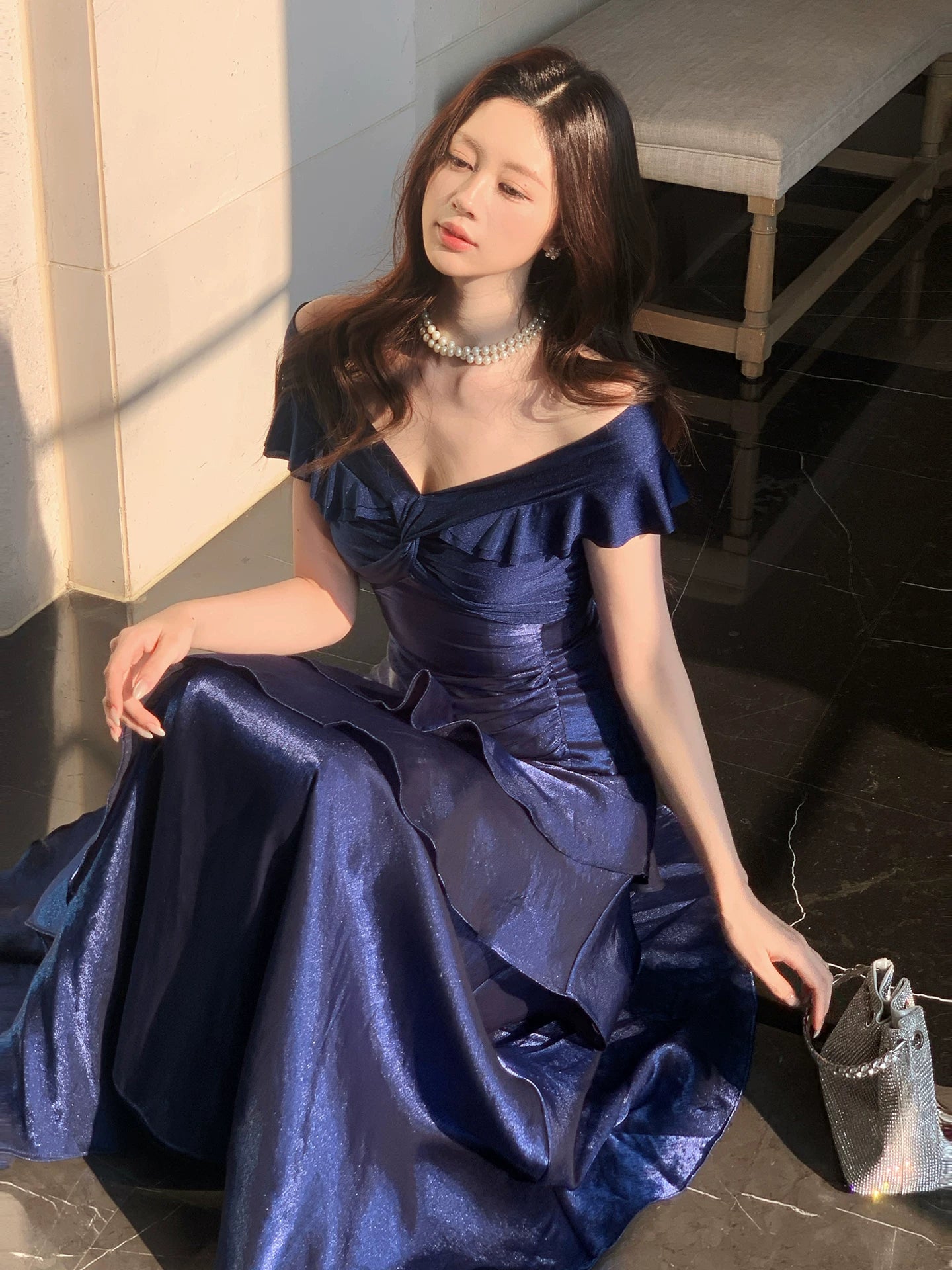 Elegantes, schulterfreies, marineblaues langes Meerjungfrauen-Abendkleid – perfekt für den 16. Geburtstag oder andere festliche Anlässe (AB2456)