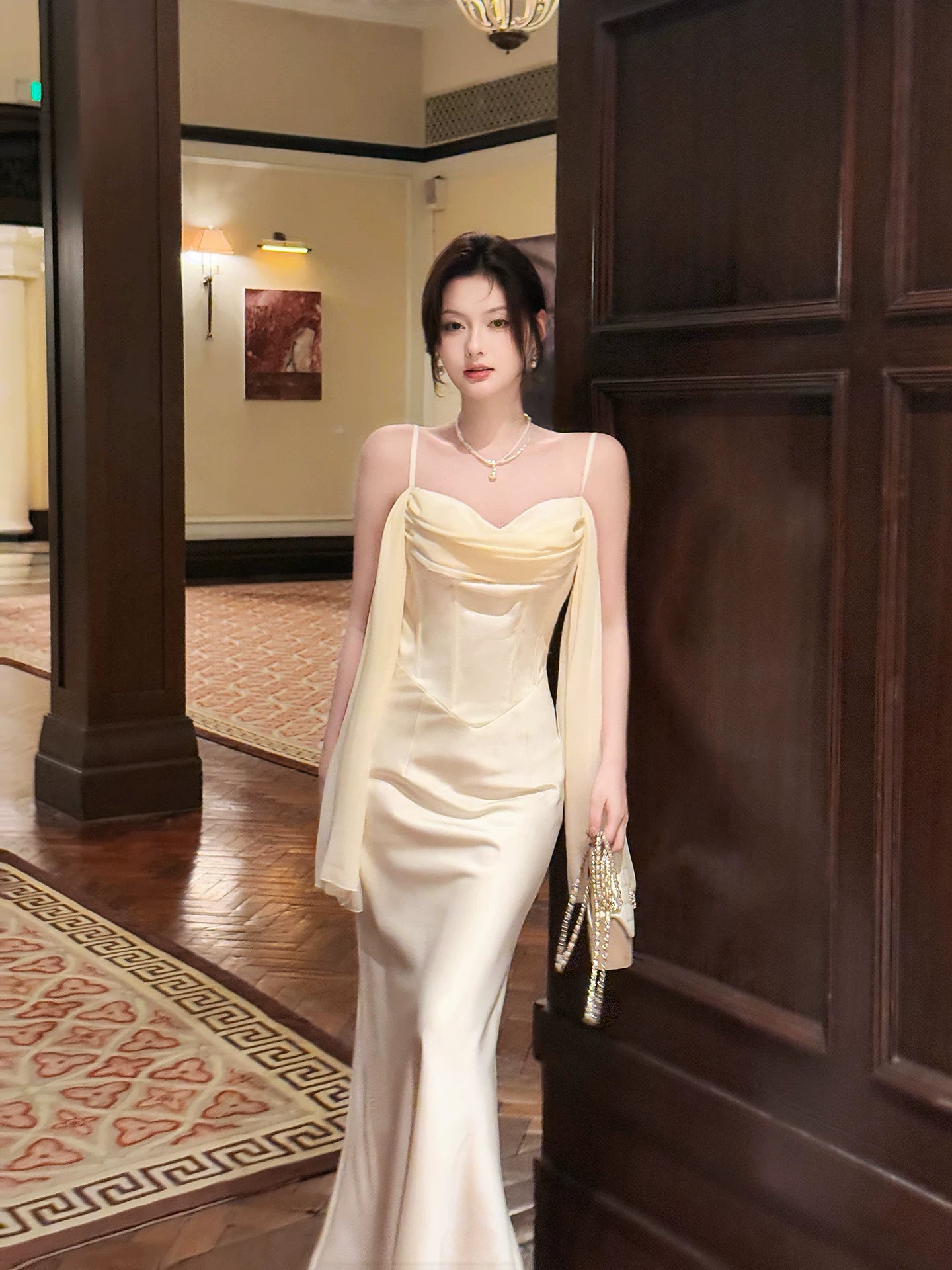 Robe de bal sirène sexy à fines bretelles en satin blanc, longueur cheville, robe d'invitée de mariage, tenue pour un 20e anniversaire AB2477