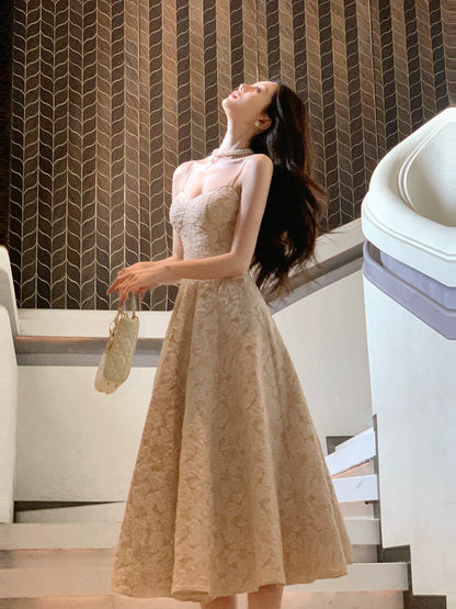 Robe de bal modeste en satin champagne, coupe trapèze, bretelles spaghetti, robe d'invitée de mariage, tenue pour un 20e anniversaire AB2462