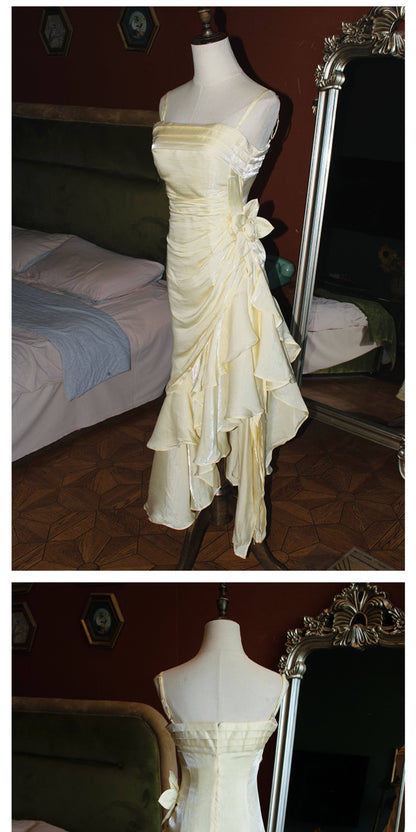 Vintage-Abendkleid im Stil der 1950er Jahre: Inspiration für lange Partykleider im Retro-Stil mit asymmetrischem Saum und Spaghettiträgern, ideal für den 18. Geburtstag (AB2342).