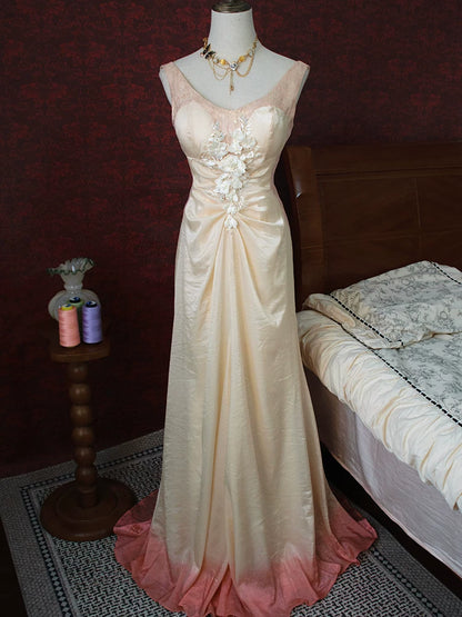 Vintage Meerjungfrauen-Abendkleid aus den 1960er Jahren, rosa mit Blumen und Spitze, V-Ausschnitt, Inspiration für lange Partykleider, Outfits zum 18. Geburtstag AB2380