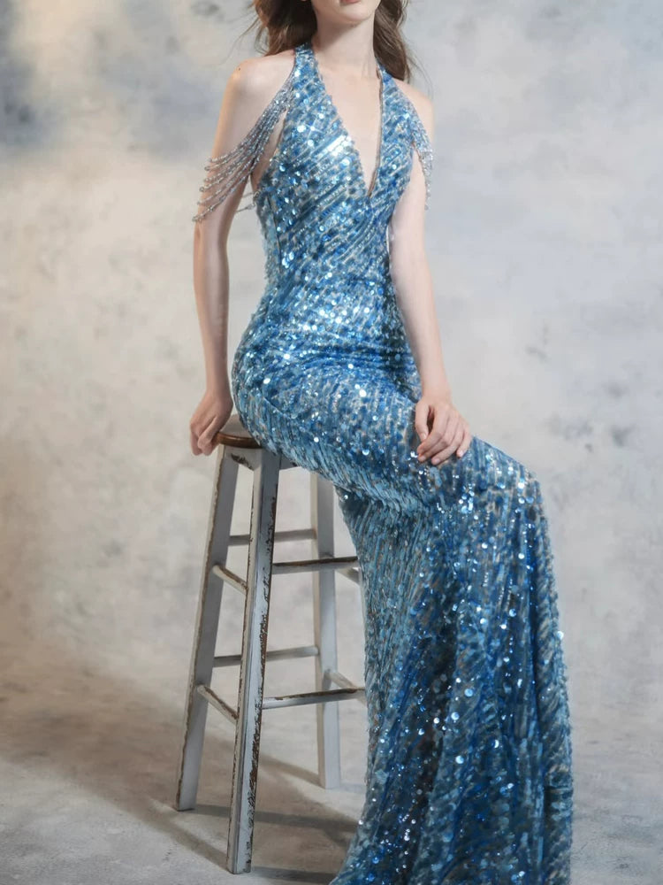 Elegantes, blaues Paillettenkleid im Meerjungfrauenstil mit V-Ausschnitt – Inspiration für lange Party- und Abendkleider zum 20. Geburtstag AB2338