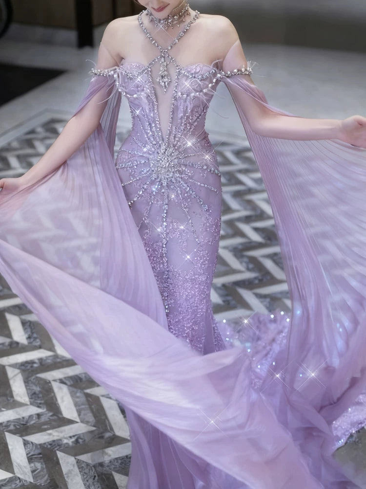 Funkelndes Meerjungfrauen-Neckholderkleid mit Pailletten in Flieder – Inspiration für lange Party-Nachtkleider und Outfits zum 20. Geburtstag AB2295