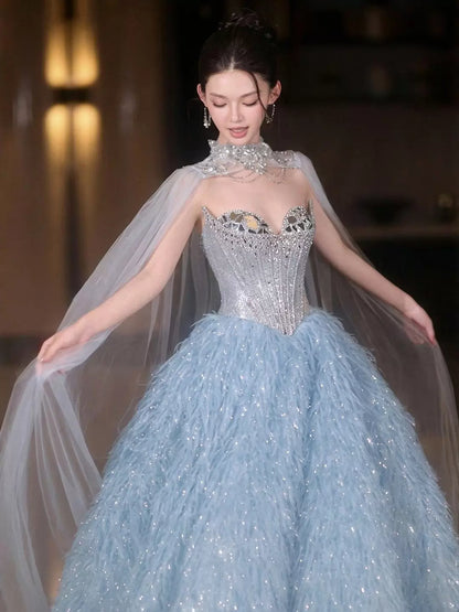 Robes de bal scintillantes 2026, bustier bleu avec cape perlée, inspiration robes de soirée longues, tenues pour un 19e anniversaire AB2266