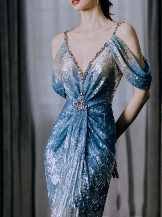 Robe de bal sirène modeste à col en V, sequins bleu ombré et plis, inspiration robe de soirée longue pour un 19e anniversaire AB2278