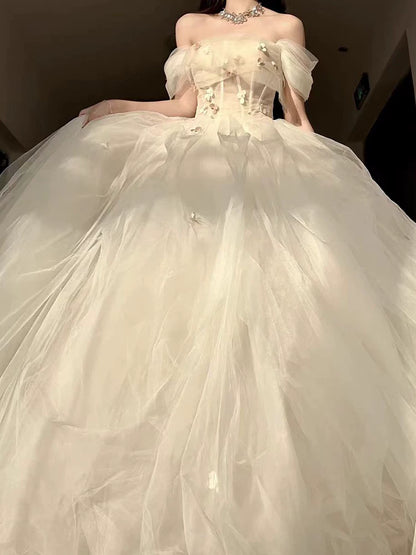 Robe de bal princesse épaules dénudées en tulle champagne, inspiration robes de soirée longues, tenues pour un 20e anniversaire AB2237
