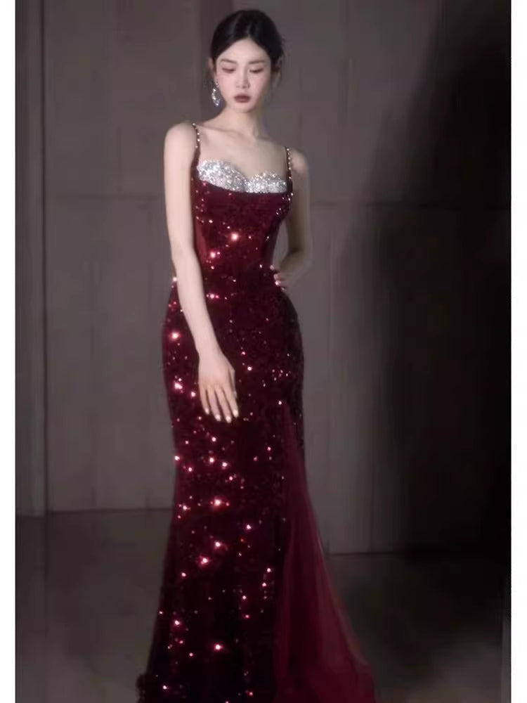 Glamouröses Meerjungfrauen-Abendkleid mit Spaghettiträgern, burgunderrot, Pailletten, langes Kleid, Partykleid zum 20. Geburtstag, Ballkleid AB2245