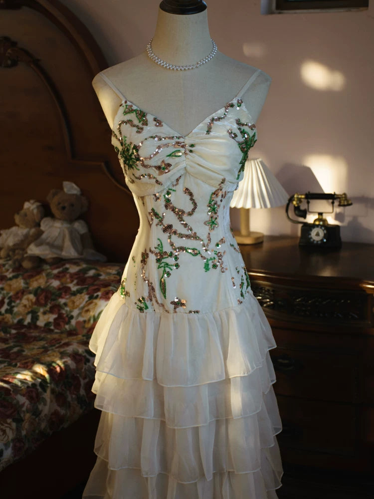 Robe de bal vintage années 60, coupe trapèze, bretelles spaghetti, volants en mousseline, inspiration robe de soirée longue, tenue pour un 18e anniversaire AB2384