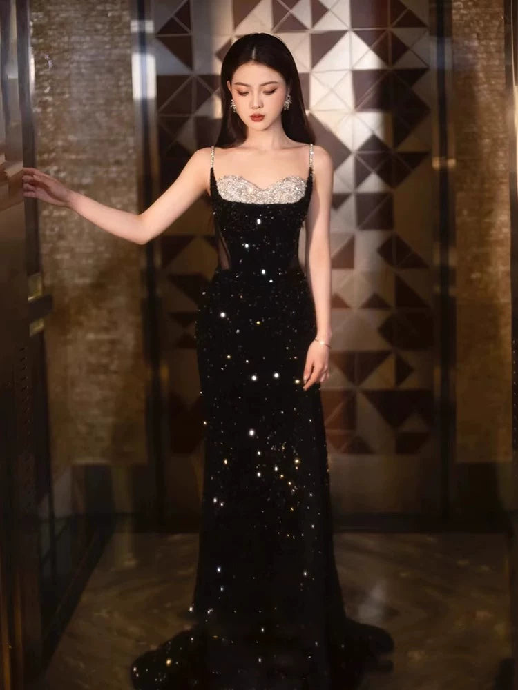 Glamouröses Meerjungfrauen-Abendkleid mit Spaghettiträgern, burgunderrot, Pailletten, langes Kleid, Partykleid zum 20. Geburtstag, Ballkleid AB2245