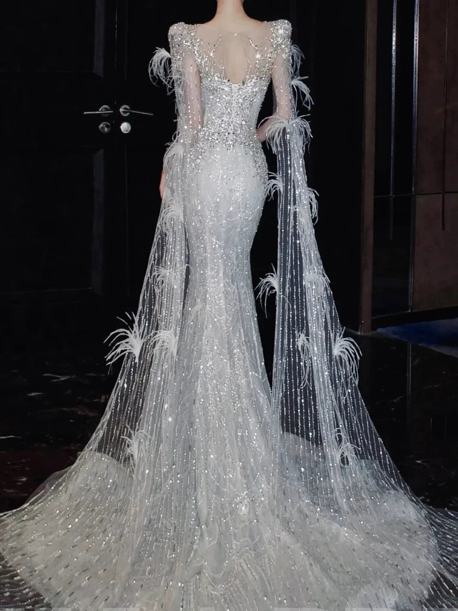 Luxuriöses Brautkleid im Meerjungfrauenstil mit Rundhalsausschnitt, langen Ärmeln und silbernen Pailletten – Figurbetontes Brautkleid AB2270