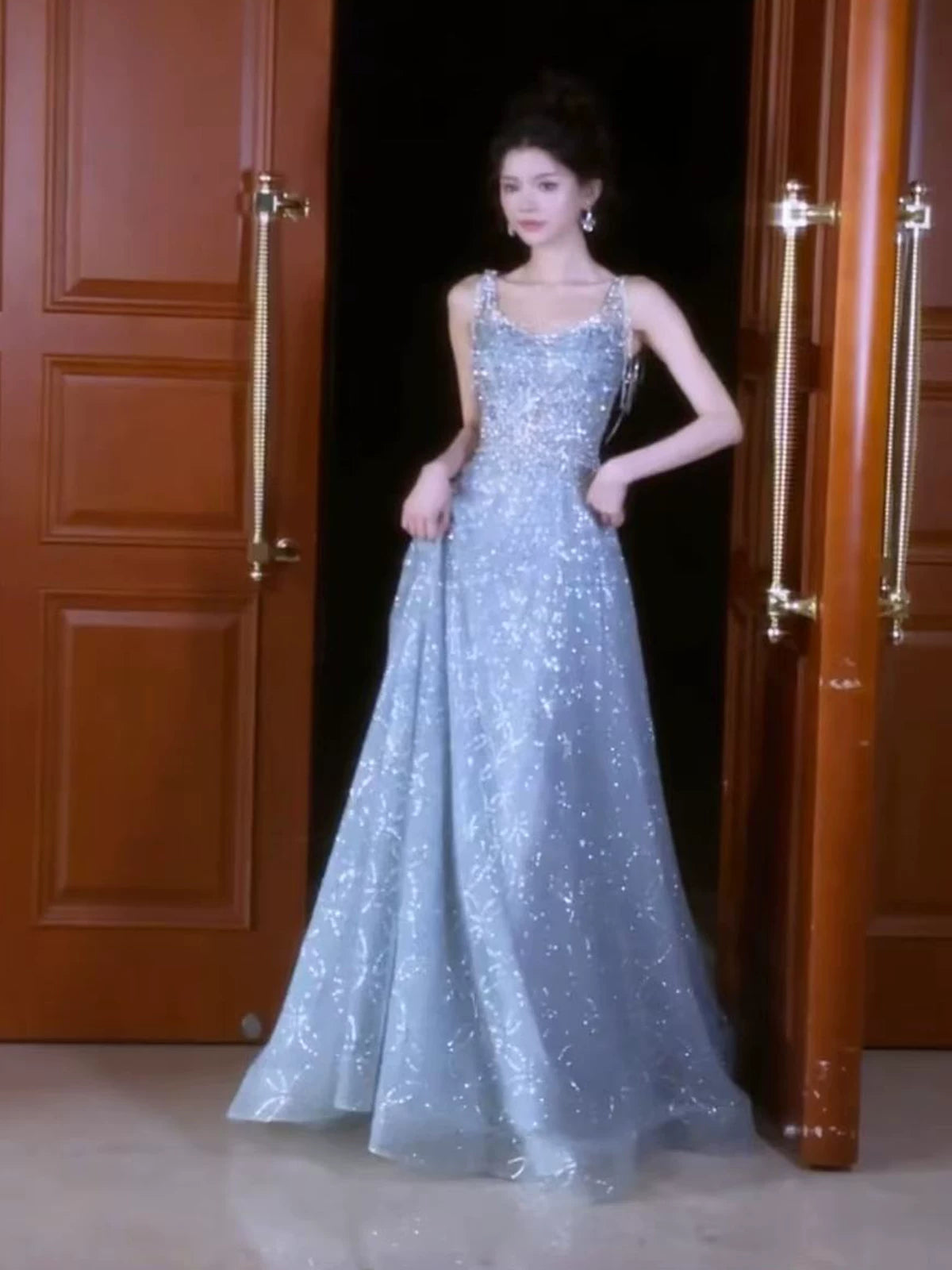 Magnifique robe de bal bleue à sequins, col carré, longue, idéale pour un bal de fin d'année, une soirée, un anniversaire de 16 ans ou une remise de diplôme (AB2242).