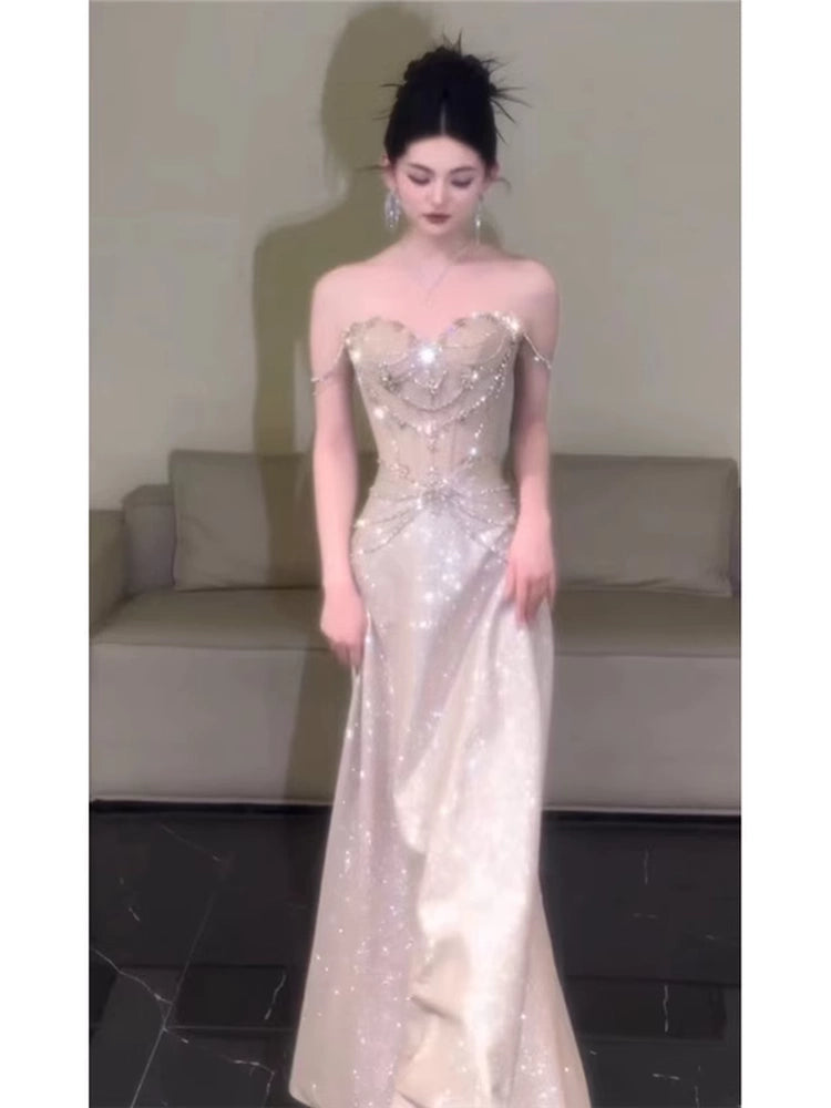 Funkelnde, trägerlose Pailletten-Abendkleider in A-Linie – Inspiration für lange Party-Nachtkleider – Outfits zum 19. Geburtstag AB2259