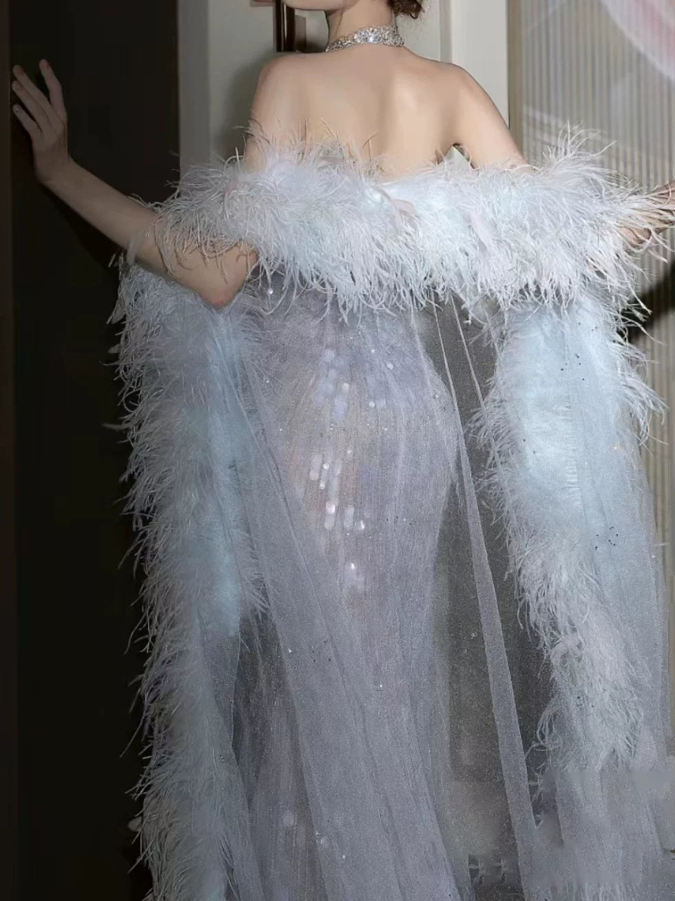 Elegantes, ärmelloses Pailletten-Abendkleid im Meerjungfrauenstil mit Neckholder – Inspiration für lange Partykleider und Outfits zum 21. Geburtstag AB2285