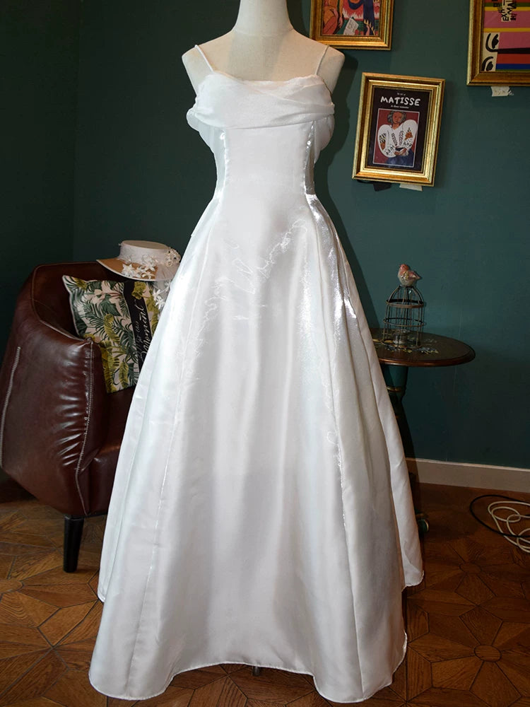 Vintage Ballkleid im Stil der 1950er Jahre: Weißes Organza-Abendkleid mit Spaghettiträgern, Inspiration für lange Partys, Retro-Abendkleider, Outfits zum 20. Geburtstag AB2353