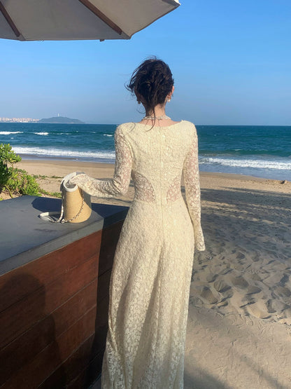 Elegantes A-Linien-Abendkleid mit eckigem Ausschnitt, weißer Spitze und langen Ärmeln – perfekt für den 16. Geburtstag oder andere festliche Anlässe (AB2467)