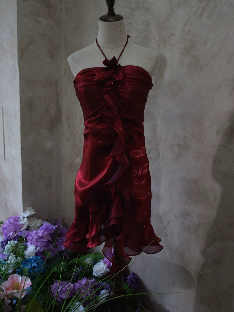 Robe de cocktail courte bordeaux vintage à col fourreau et dos nu, idéale pour un 16e anniversaire, un bal de promo ou une soirée (AB2382)