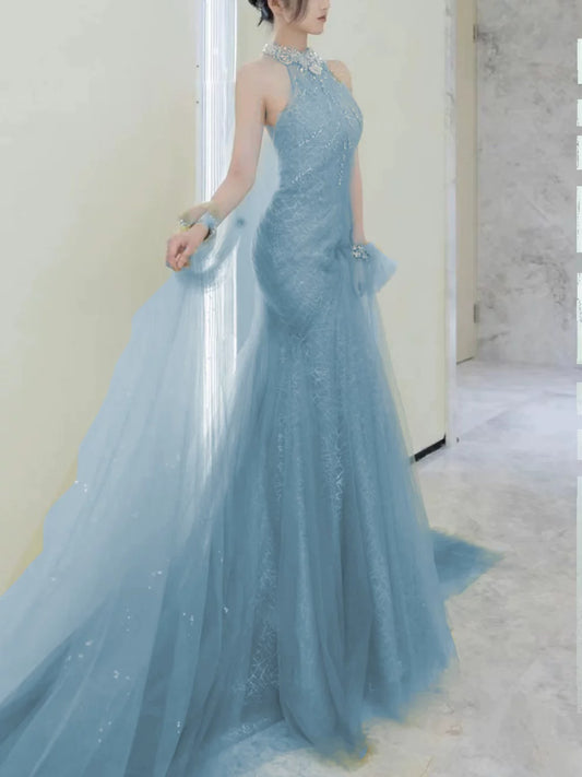 Robe de bal sirène modeste en tulle bleu à col montant et fente, inspiration robe de soirée longue pour un 19e anniversaire AB2277