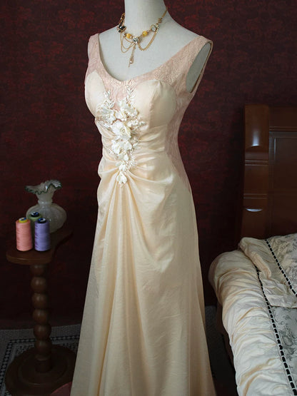 Vintage Meerjungfrauen-Abendkleid aus den 1960er Jahren, rosa mit Blumen und Spitze, V-Ausschnitt, Inspiration für lange Partykleider, Outfits zum 18. Geburtstag AB2380