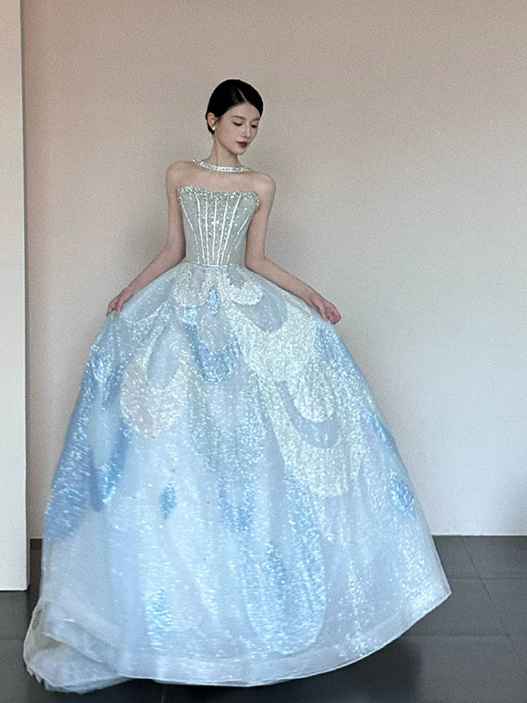 Einzigartiges trägerloses blaues Ballkleid – Inspiration für lange Party-Nachtkleider – Outfits zum 20. Geburtstag AB2241