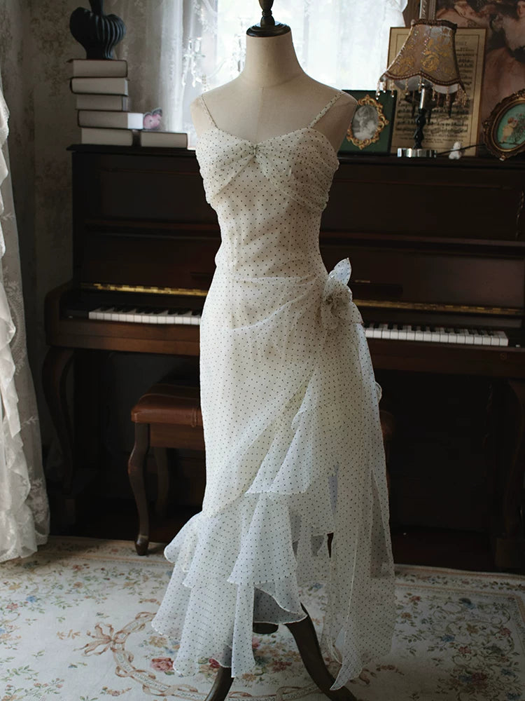 Robe de bal sirène vintage années 70 à fines bretelles et pois noirs, inspiration robe de soirée longue pour un 18e anniversaire AB2381