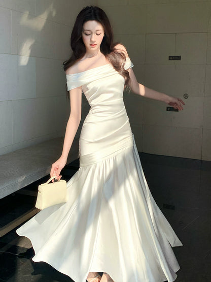 Elegantes, schulterfreies, weißes, langes Meerjungfrauen-Abendkleid – perfekt für den 16. Geburtstag oder andere festliche Anlässe (AB2452)
