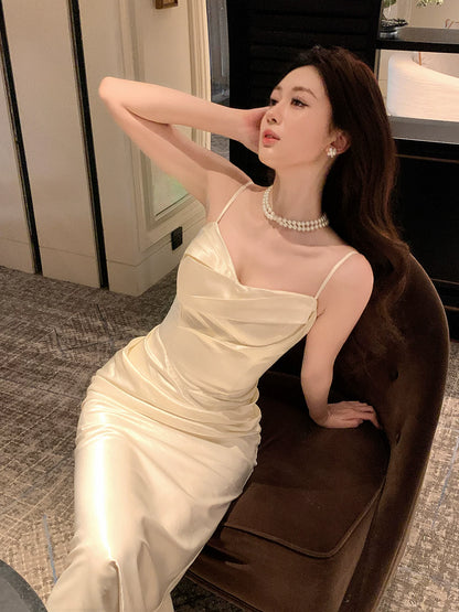 Robe de bal sirène élégante à fines bretelles en satin ivoire, longueur cheville, idéale pour une soirée d'anniversaire ou une fête de 17 ans (AB2457)