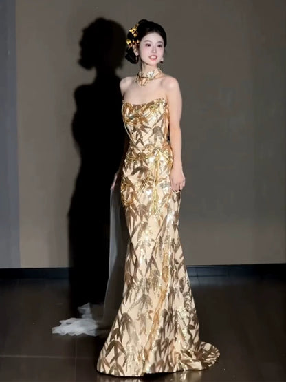 Robe de bal longue sirène à paillettes dorées sans bretelles, sans bretelles, idéale pour les soirées dansantes et les fêtes (AB2205)