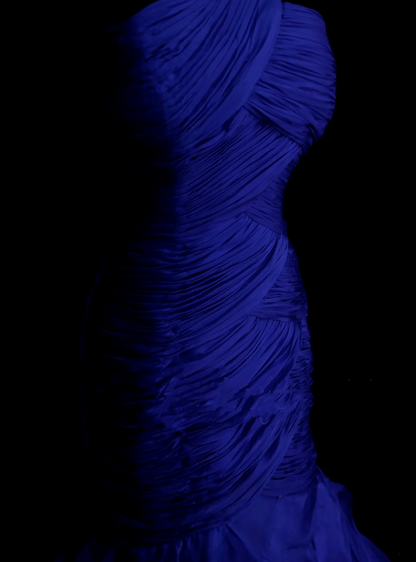 Robe de bal longue sirène asymétrique en tulle bleu royal plissé et froncé pour femme OB002