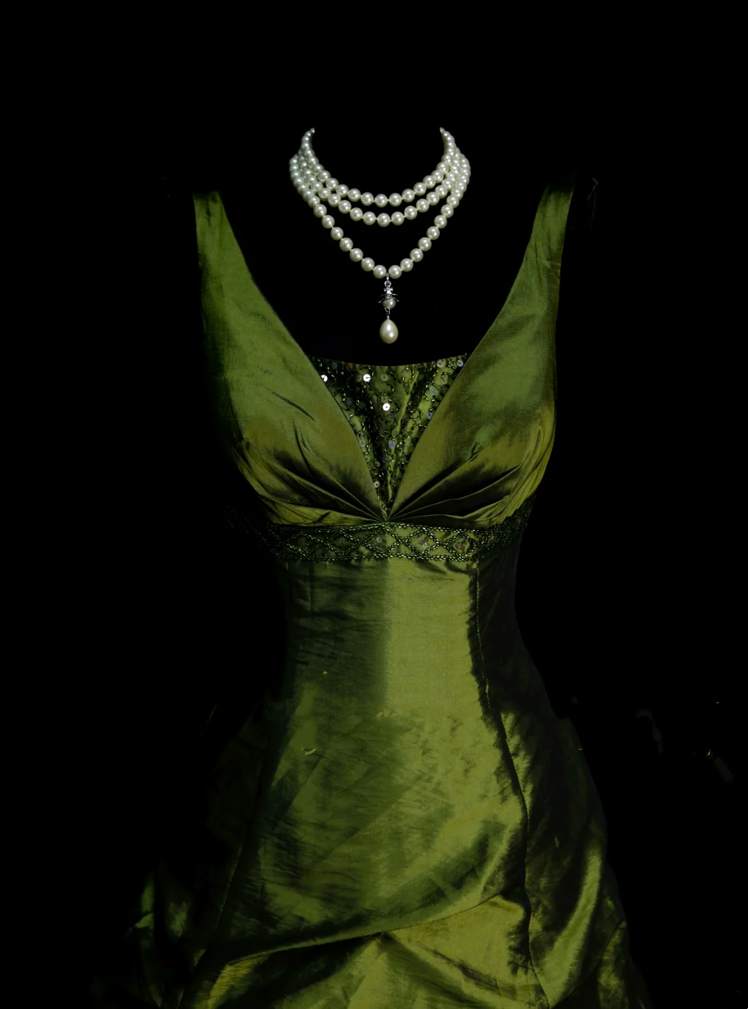Robe de bal élégante à col en V en taffetas vert olive ornée de perles, robe de soirée longue et tendance pour femme OB005