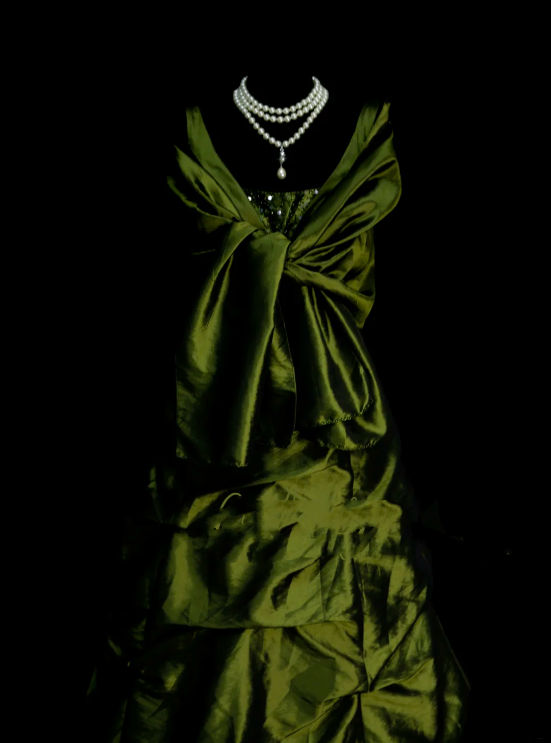 Robe de bal élégante à col en V en taffetas vert olive ornée de perles, robe de soirée longue et tendance pour femme OB005