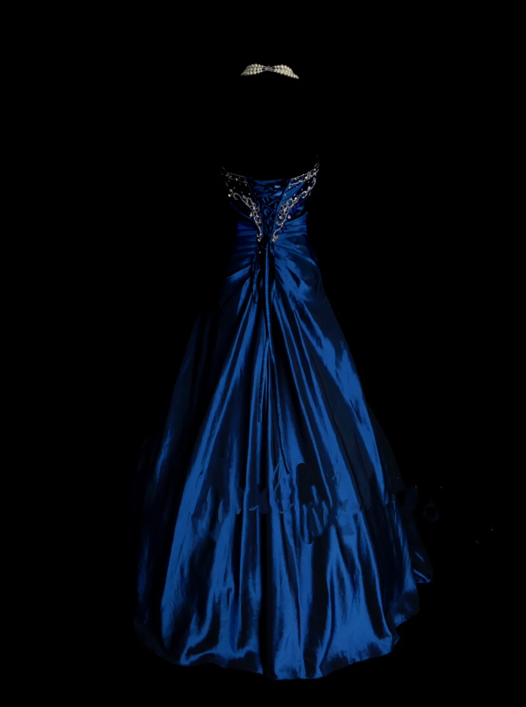 Elegantes Ballkleid aus königsblauem Taft mit goldenen Perlen und herzförmigem Ausschnitt – langes Abendkleid, trendiges Partykleid für Damen OB007