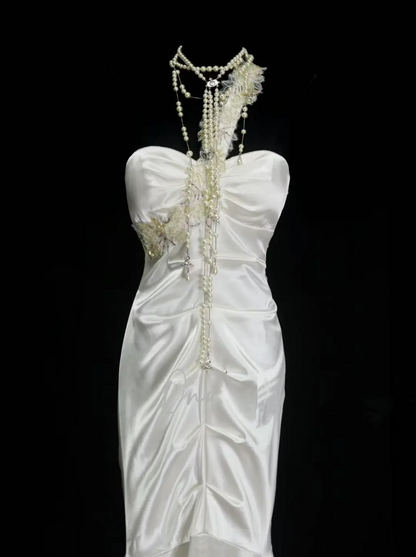 Elegantes, schlichtes Brautkleid im Meerjungfrauenstil mit One-Shoulder-Schnitt und Blumenmuster, erhältlich in kleinen und großen Größen (OB017)