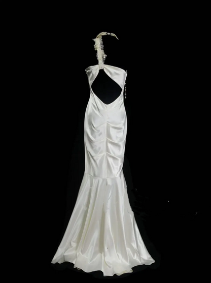 Elegantes, schlichtes Brautkleid im Meerjungfrauenstil mit One-Shoulder-Schnitt und Blumenmuster, erhältlich in kleinen und großen Größen (OB017)