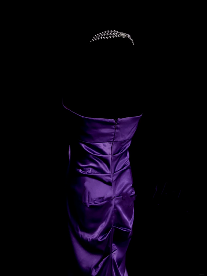 Ideen für ein schlichtes, langes, gerafftes Meerjungfrauen-Abendkleid aus Satin in Traubenfarbe mit plissiertem, formellem Look für Damen (OB018)