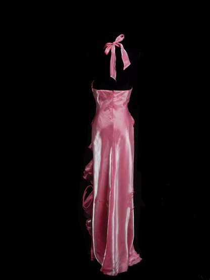 Schlichtes, langes Meerjungfrauen-Halterkleid in Rosa mit Raffungen und plissiertem Schnitt – Inspirationen für formelle Partykleider für Damen OB025