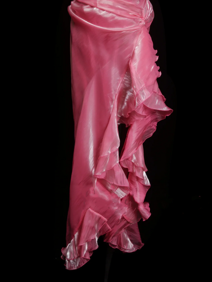 Schlichtes, langes Meerjungfrauen-Halterkleid in Rosa mit Raffungen und plissiertem Schnitt – Inspirationen für formelle Partykleider für Damen OB025