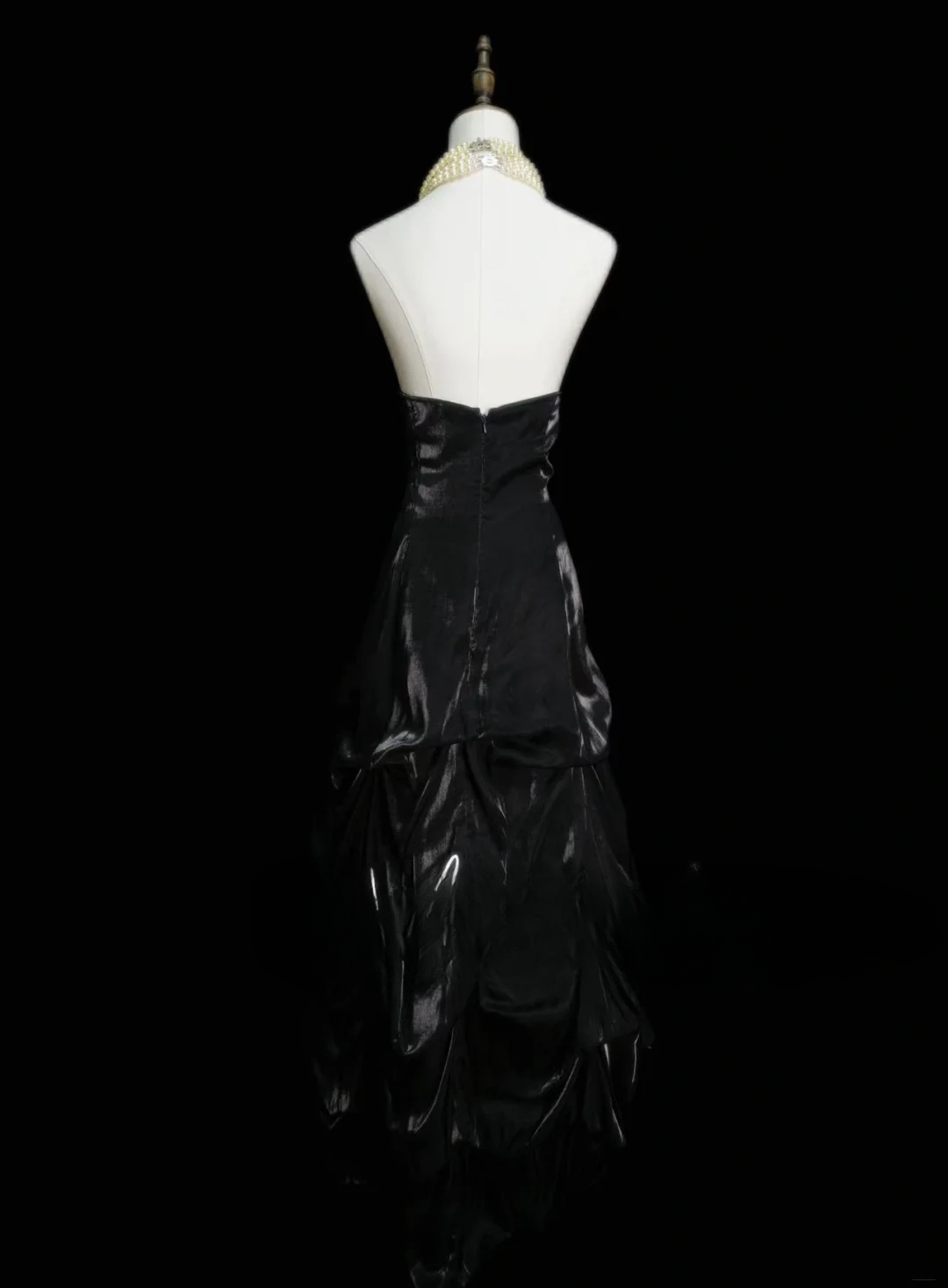 Chic Formal Mermaid Spaghetti Strap White Tops Black Skirt Satin With Beads Style Impress Long Prom Dresses Party Gowns OB033