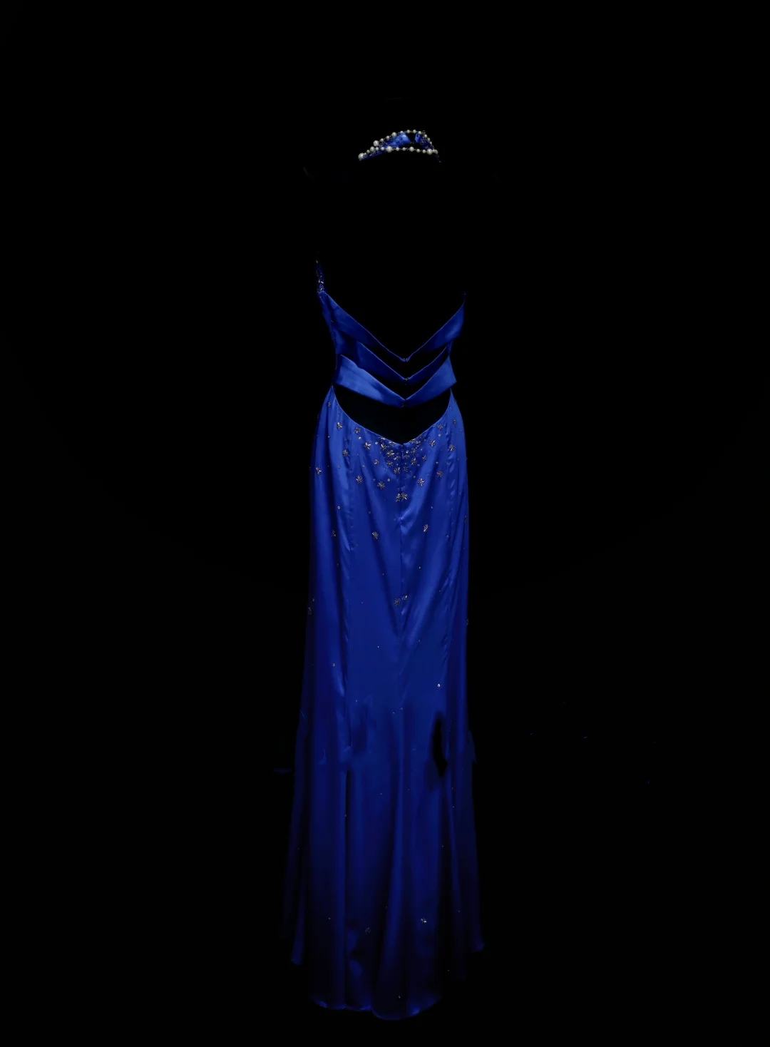 Robe de bal longue sirène dos nu en satin bleu royal - Inspiration tenue de soirée OB039