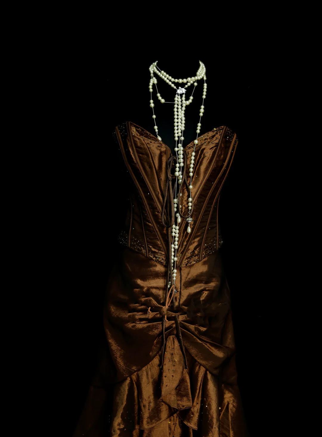 Vintage Meerjungfrauen-Abendkleid im 70er-Jahre-Stil, braun, lang, mit Herzausschnitt, Inspiration für formelle Anlässe, Abendoutfit OB042