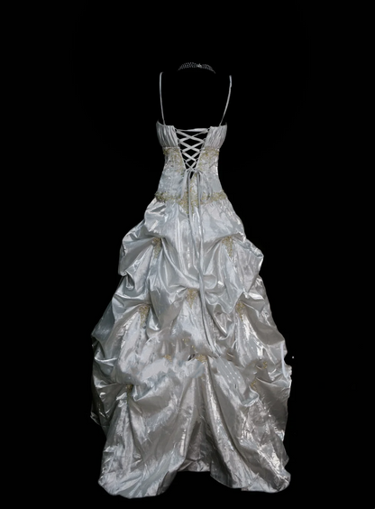 Elegantes Ballkleid mit Spaghettiträgern, silber plissiert, mit perlenbesetztem Oberteil, langes Abendkleid, Partykleid, Outfit für den 18. Geburtstag, Abschlusskleid OB043
