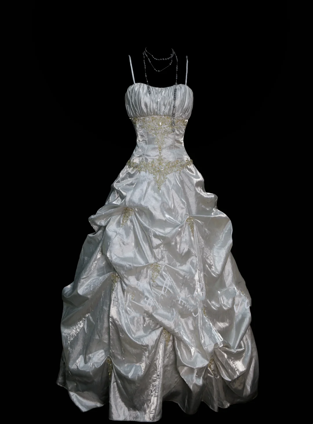 Elegantes Ballkleid mit Spaghettiträgern, silber plissiert, mit perlenbesetztem Oberteil, langes Abendkleid, Partykleid, Outfit für den 18. Geburtstag, Abschlusskleid OB043