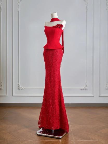 Figurschmeichelndes, trägerloses Meerjungfrauen-Abendkleid aus rotem Satin und Spitze, langes formelles Abendkleid für Geburtstagsfeiern N387