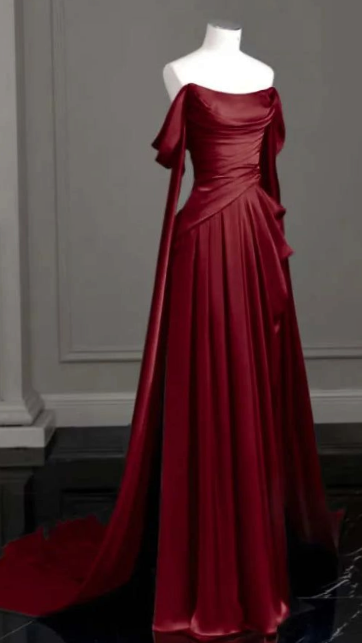 Robe de bal élégante rouge bordeaux en satin à épaules dénudées, référence N1865