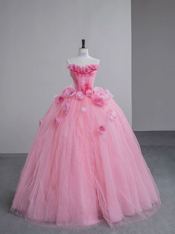 Modest Quinceanera Dresses Ball Gown Strapless Pink Tulle Birthday Gown Vestidos De 15 Anos Formal Party Long Sweet 16 Dress RB1042