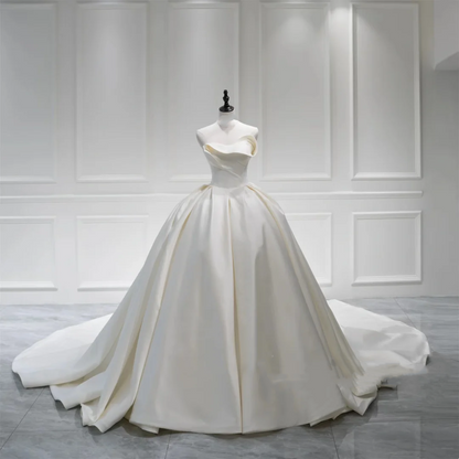 Robe de mariée de rêve, bustier, en satin blanc plissé, style longue, style conte de fées, RB1054